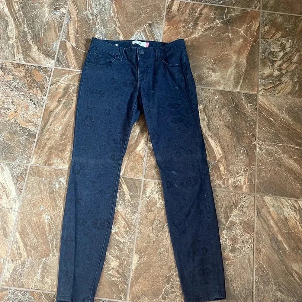 Navy CABi skinny Jean 6